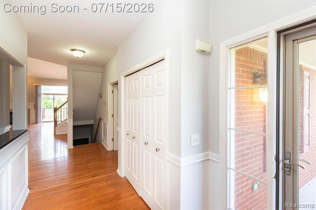 43721 CHERRYWOOD Lane, Canton, MI 48188 — Photo 6