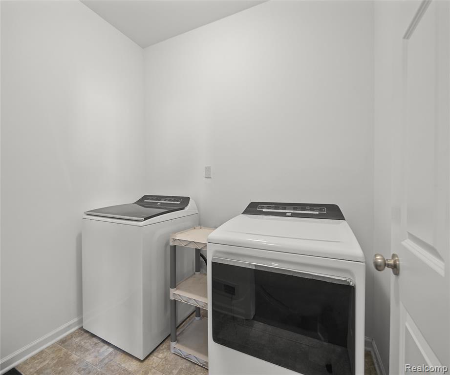 6210 S Trailwoods Drive, Ann Arbor, MI 48103 — Photo 31