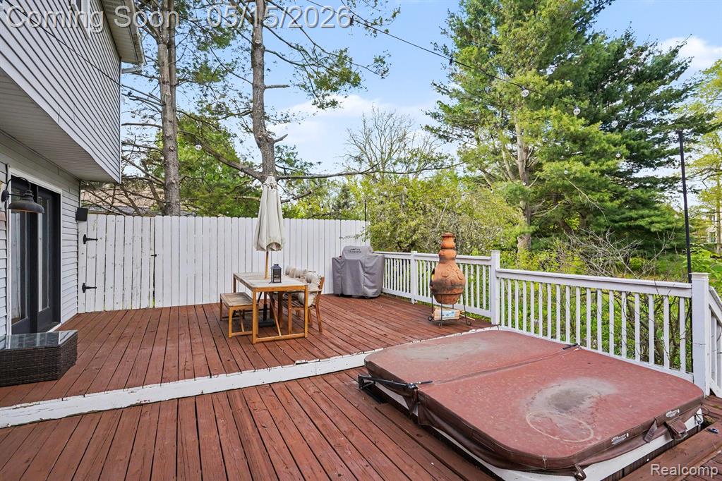 5600 Chestnut Hill Drive, Clarkston, MI — Photo 32