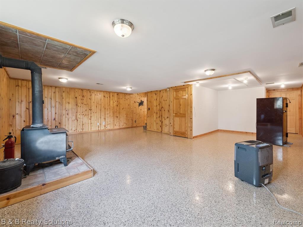8560 Hough Road, Almont, MI 48003 — Photo 34