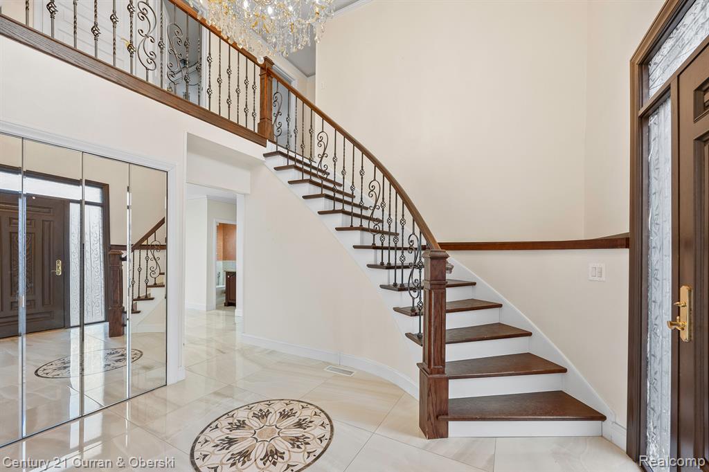 42185 BAINTREE Circle, Northville, MI 48168 — Photo 3