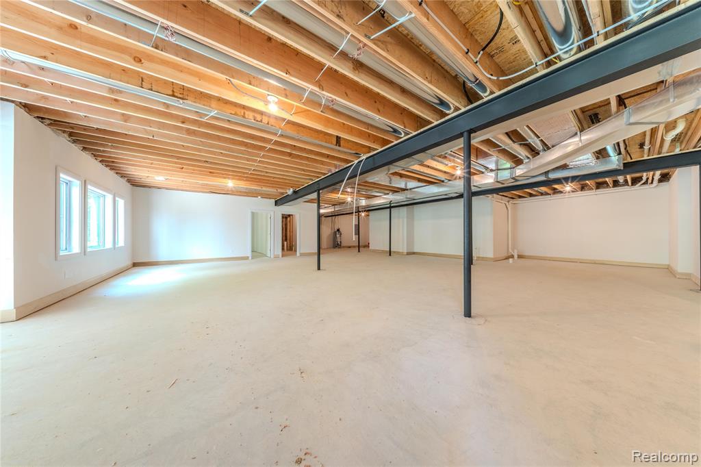7509 Maple Ridge Drive, Clarkston, MI — Photo 16