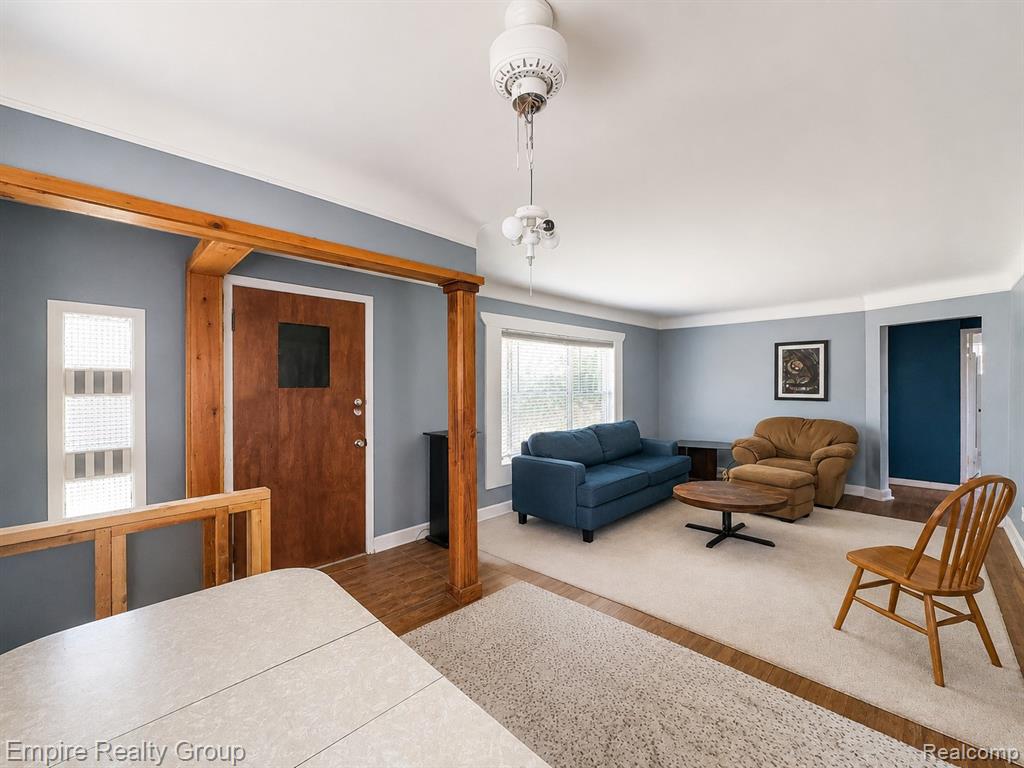 905 N Esplanade Street, Mount Clemens, MI 48043 — Photo 17