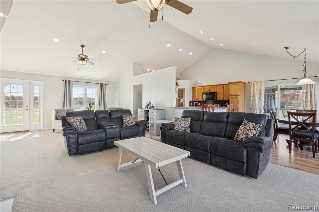 11051 Meadowview Drive, Goodrich Vlg, MI — Photo 10