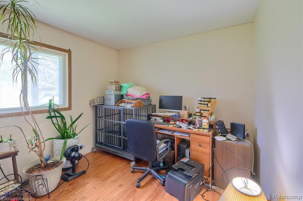 6570 Hunters Creek Road, Imlay City, MI 48444 — Photo 23