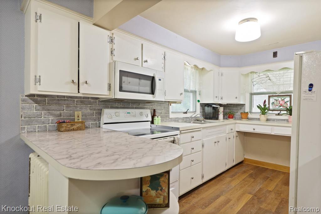 6814 Curtis Road, Bridgeport, MI 48722 — Photo 14