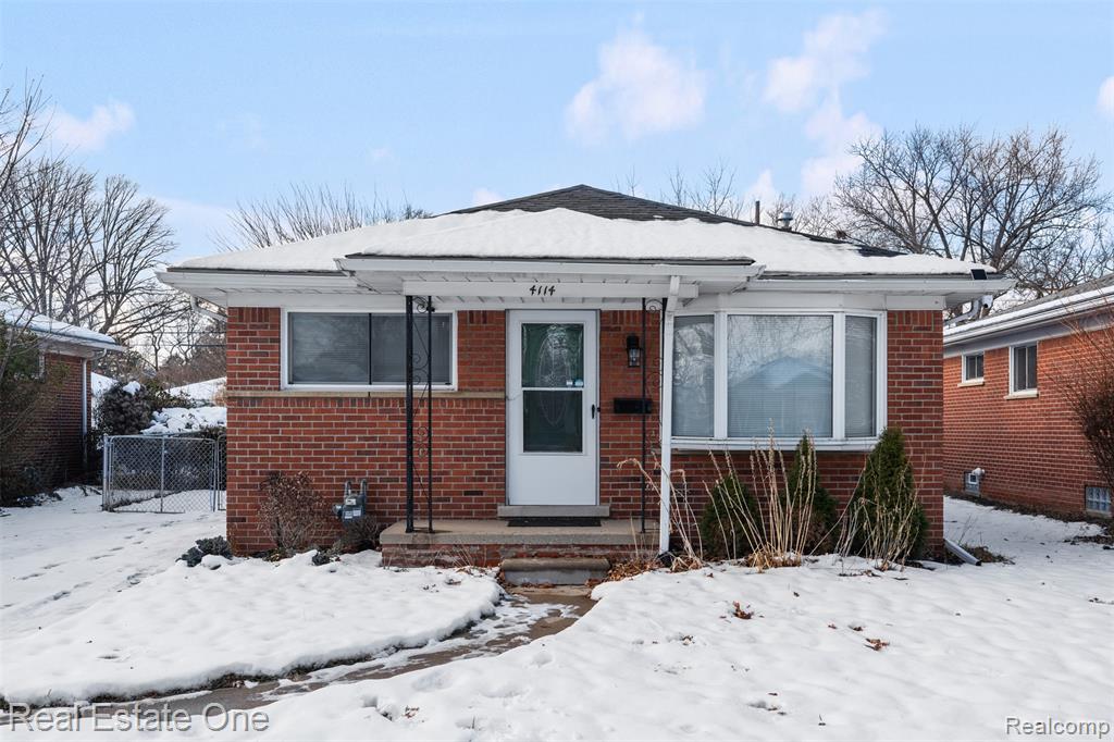 4114 Lincoln Boulevard, Dearborn Heights, MI 48125 — front exterior