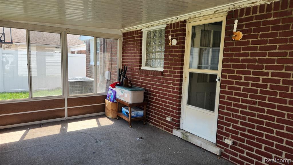 18217 Hamann Street, Riverview, MI 48193 — Photo 20