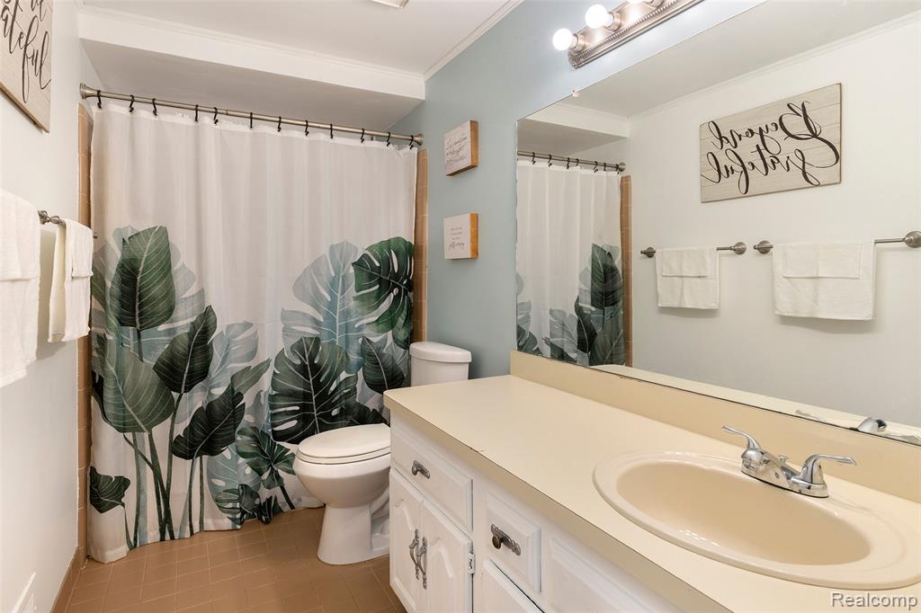 41416 Justin Drive Drive, Clinton Twp, MI 48038 — Photo 25