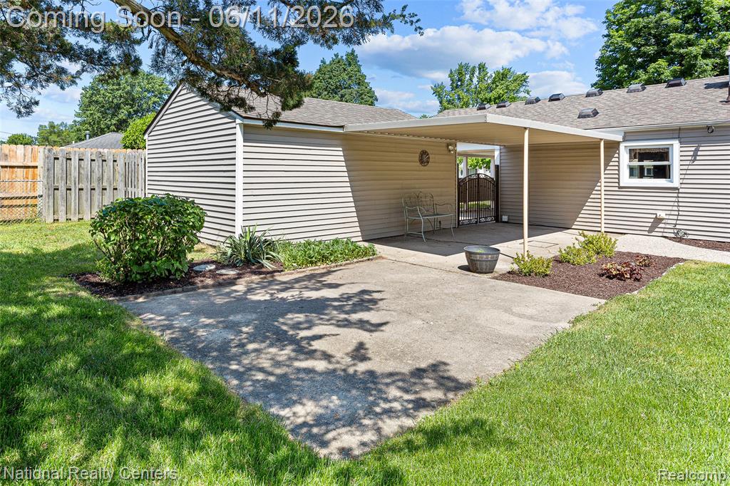 5191 Lynsue Lane, Waterford, MI 48327 — Photo 33