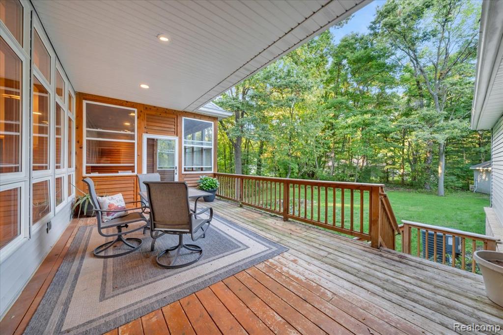 8808 Big Lake Road, Clarkston, MI — Photo 11