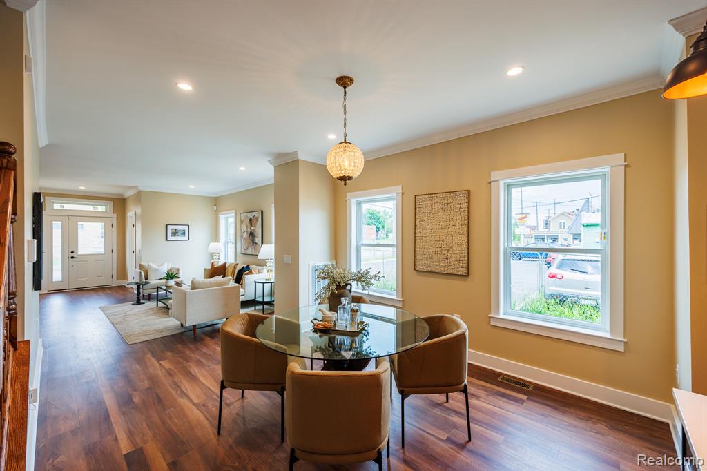 211 W Fifth Avenue, Flint, MI 48502 — Photo 4