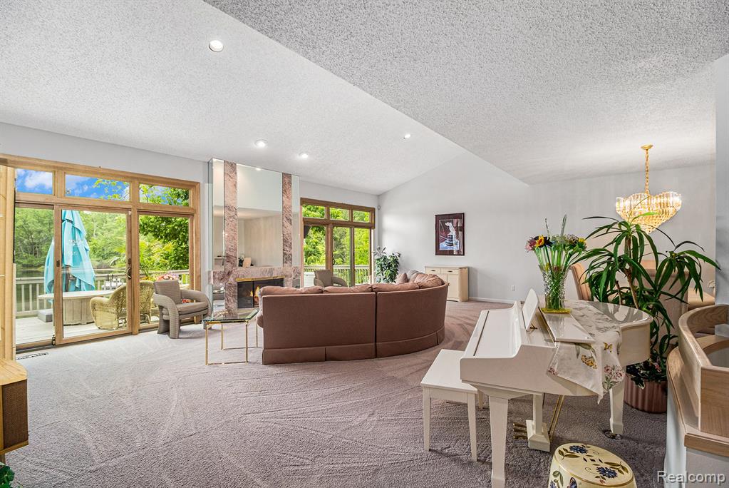 4825 Mirror Lake Drive, West Bloomfield, MI 48323 — Photo 6