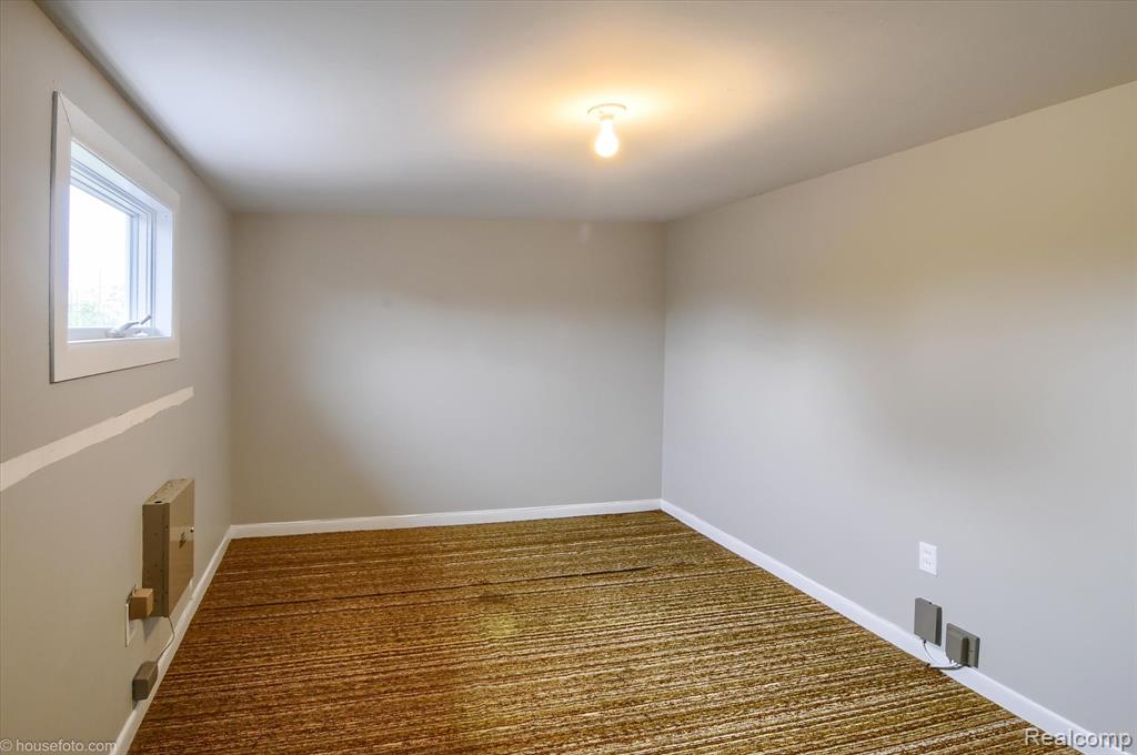 520 Imlay City Road, Lapeer, MI 48446 — Photo 28