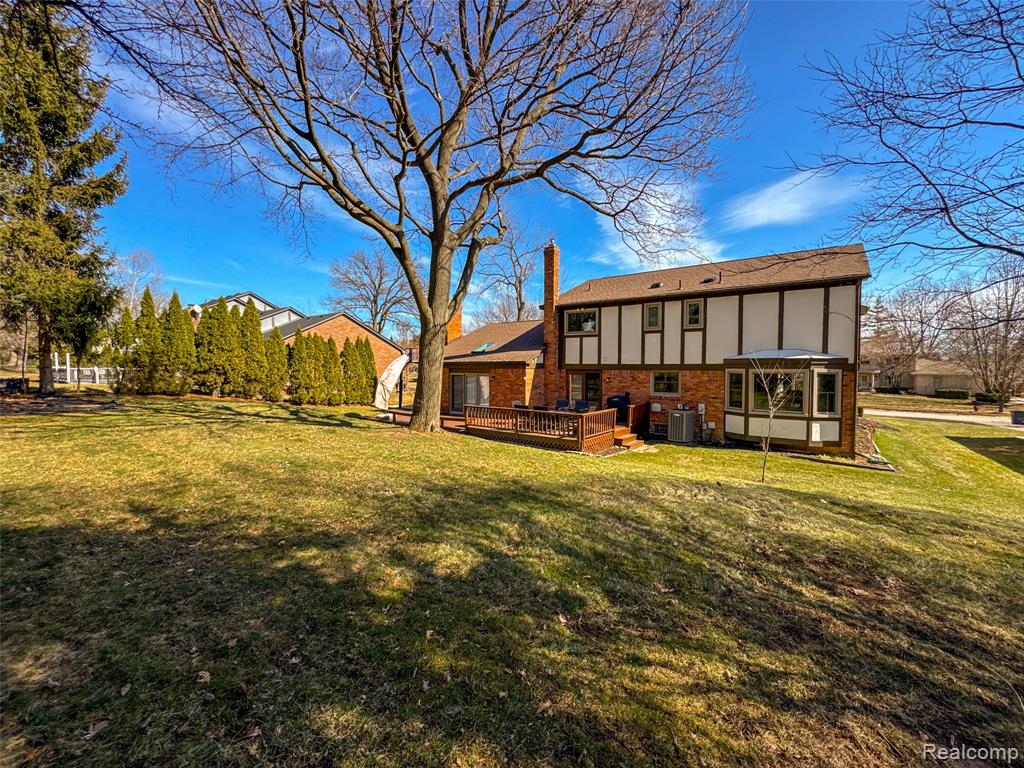 5363 Clearview Drive, Troy, MI 48098 — Photo 14