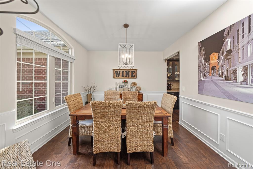 5778 Strawberry Circle, Commerce Twp, MI 48382 — Photo 9