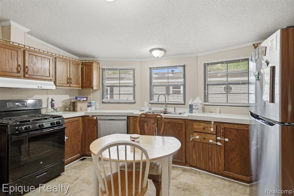 466 Turquoise Drive, Whitmore Lake, MI 48189 — Photo 10
