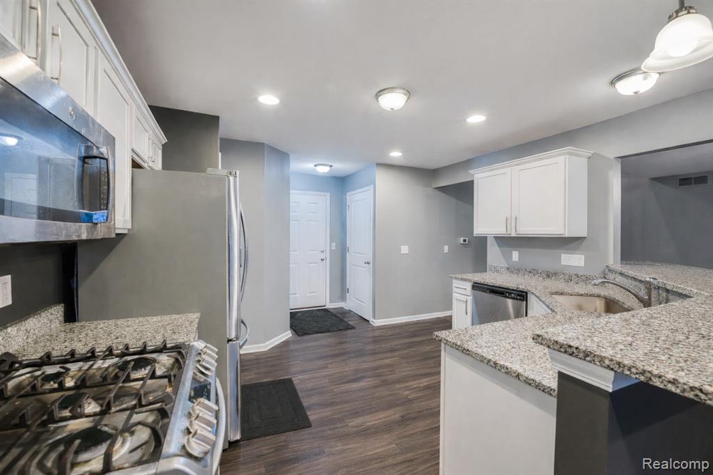 7121 Chandler Drive, Van Buren, MI 48111 — Photo 15