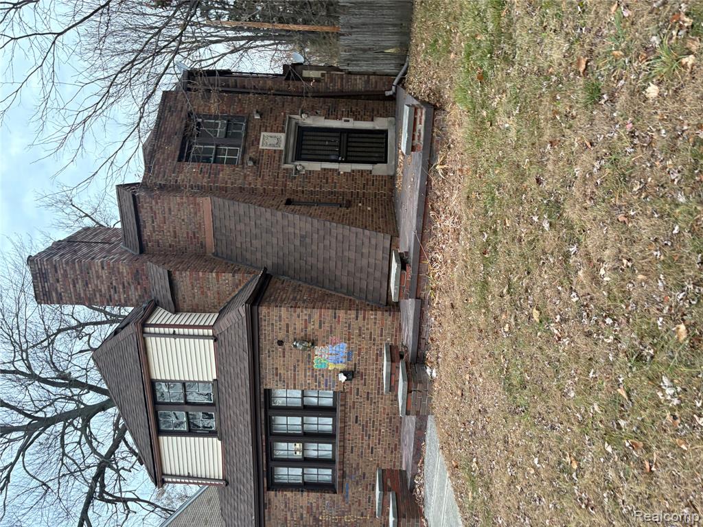 8481 E Outer Drive, Detroit, MI 48213 — Photo 2