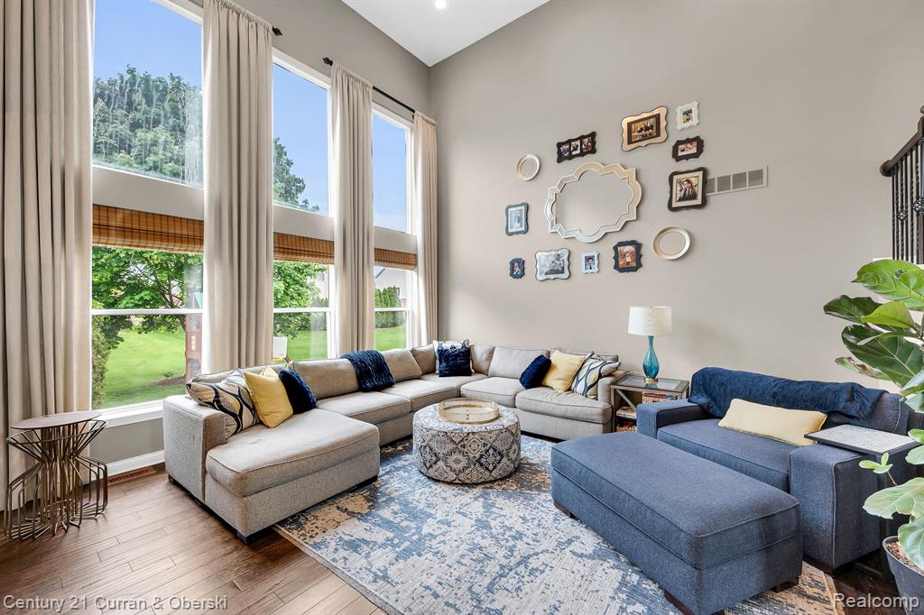 49294 SAINT NICHOLAS, Shelby, MI 48317 — Photo 9