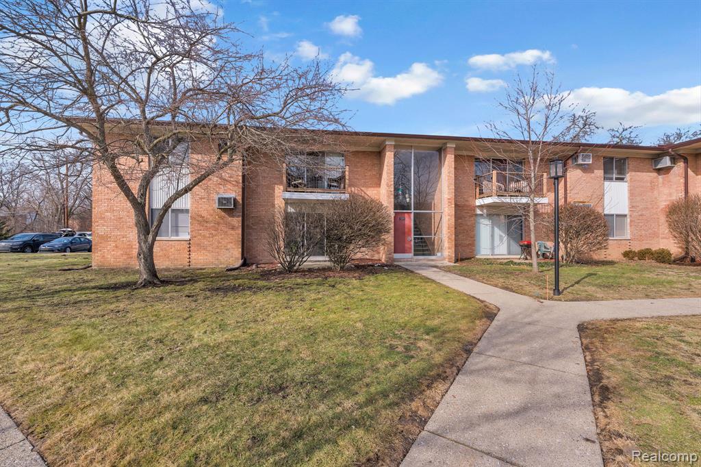 1201 Island Drive, 102, Ann Arbor, MI 48105 — Photo 17