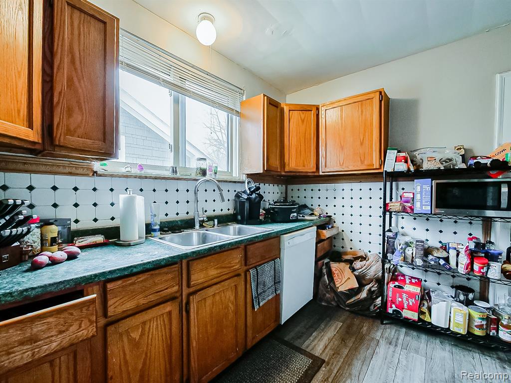 4826 Yorkshire Road, Detroit, MI 48224 — Photo 21