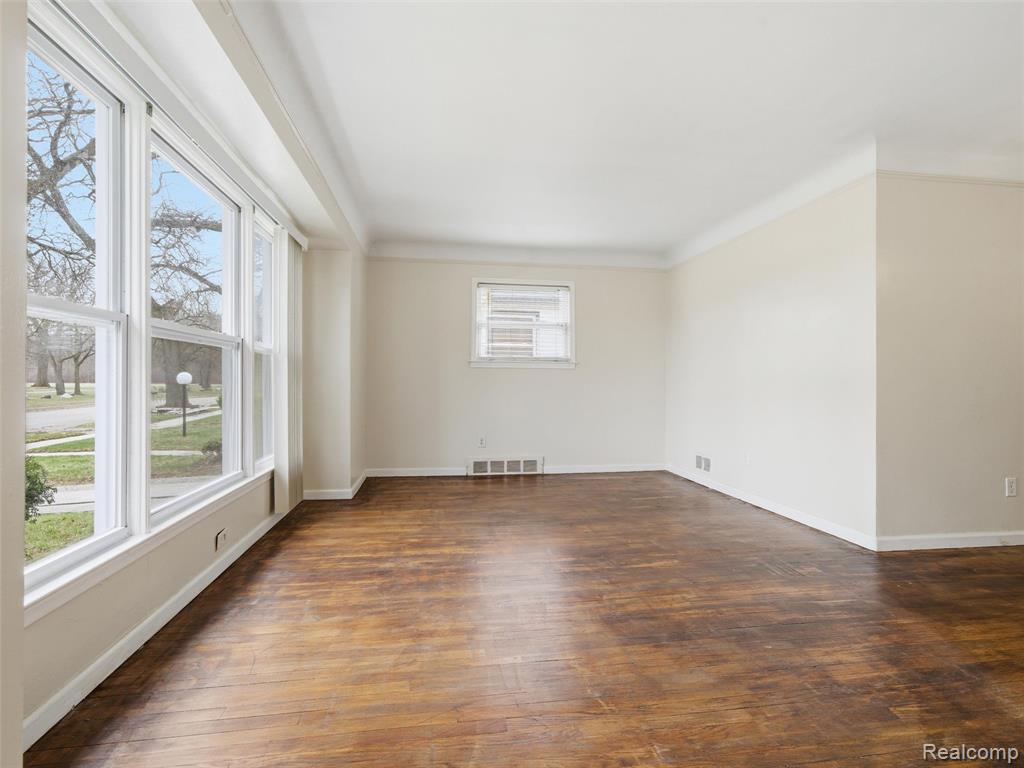 20271 Grandville Avenue, Detroit, MI 48219 — Photo 2