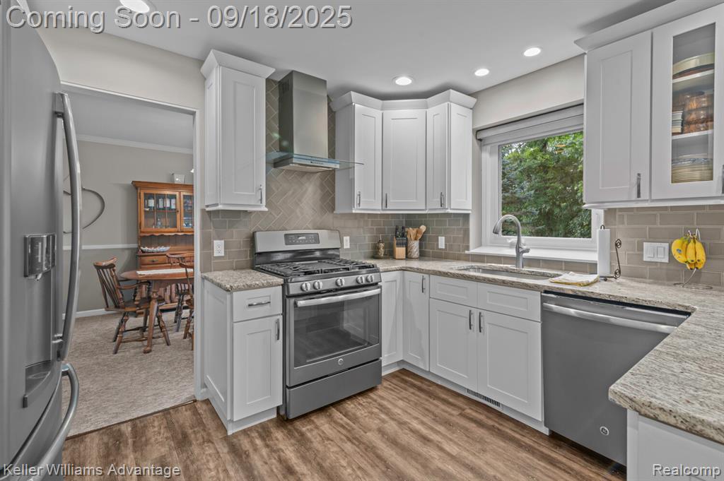 4921 Whitlow Court, Commerce Twp, MI 48382 — Photo 12