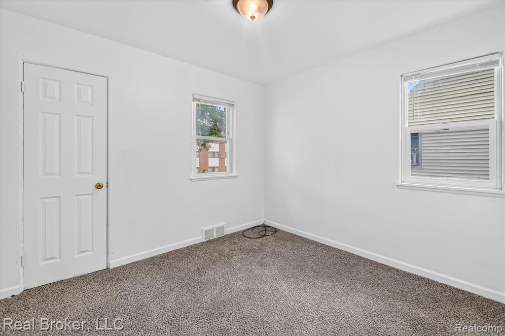 602 S Meade Street, Flint, MI 48503 — Photo 20