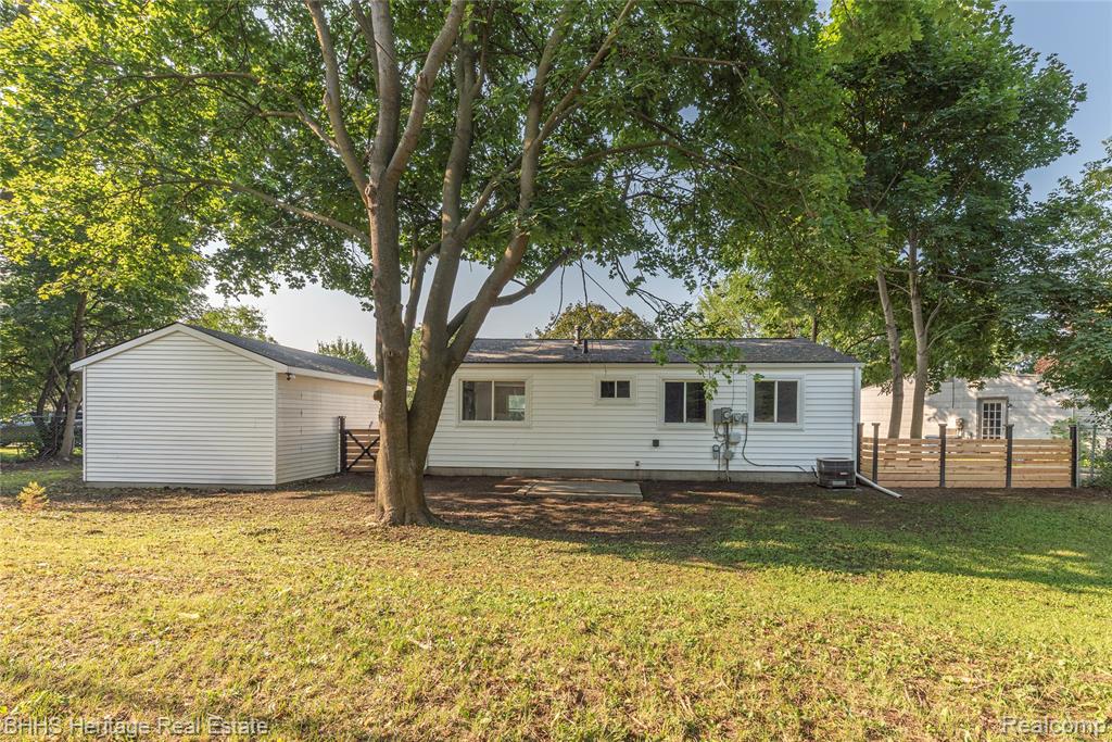 12 Trowbridge Court - Photo 5
