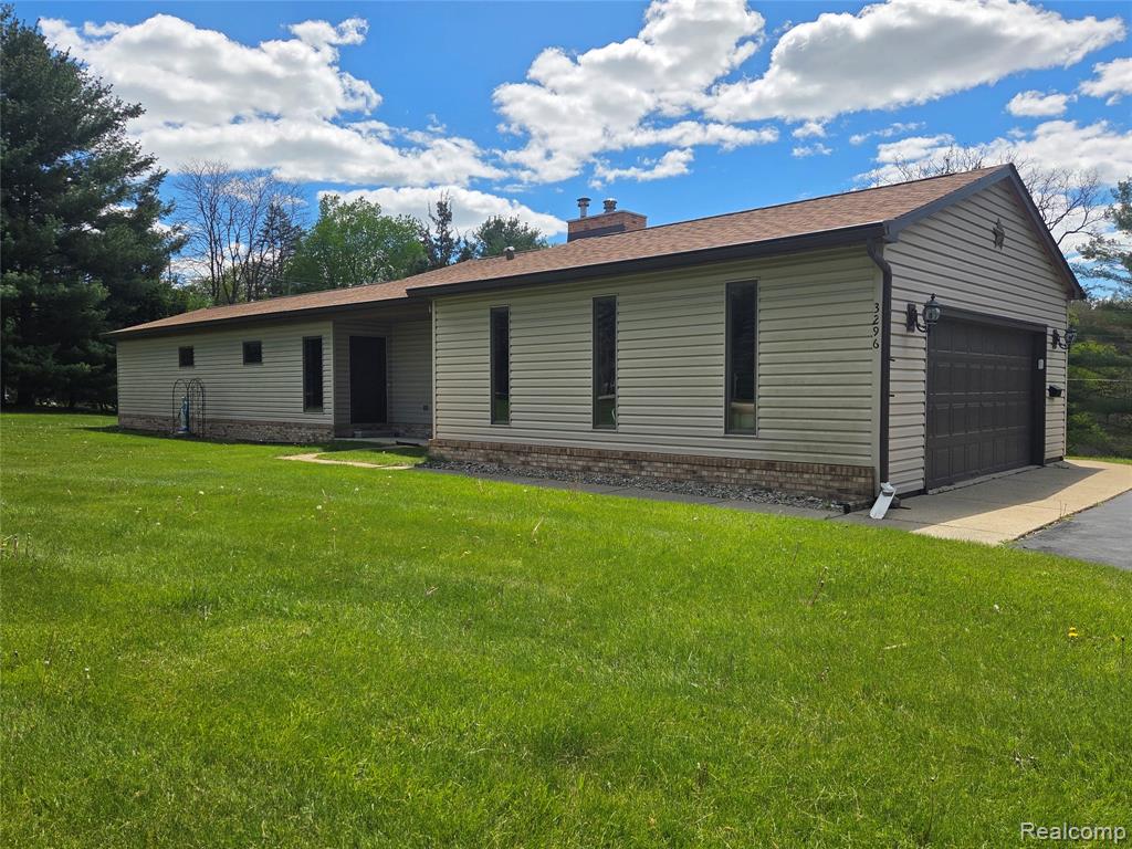 3296 Swarthout Road, Pinckney, MI 48169 — front exterior