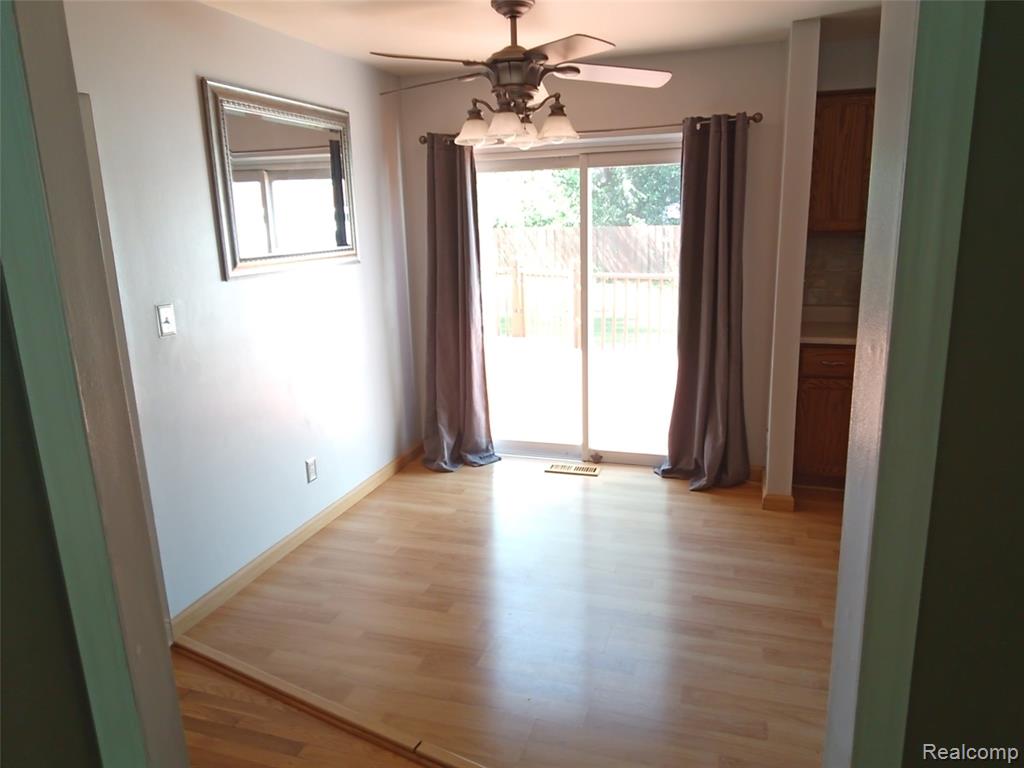 8283 Christine Street, Warren, MI 48093 — Photo 8