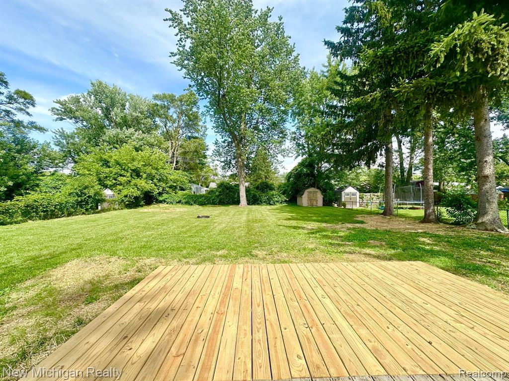 6109 WOODSDALE Drive, Grand Blanc, MI 48439 — Photo 22