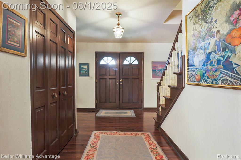 5349 Greenbriar Drive, West Bloomfield, MI 48323 — Photo 8