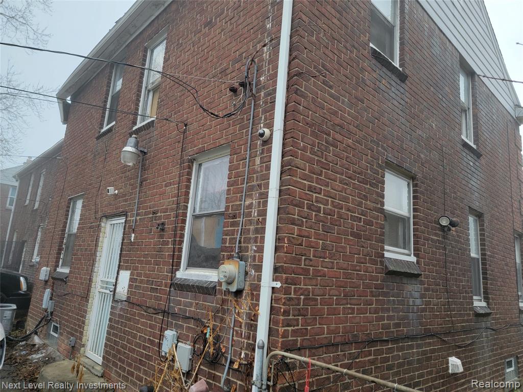 10390 SOMERSET Avenue, Detroit, MI 48224 — Photo 4