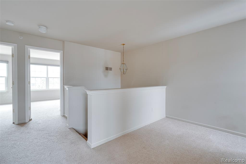 432 CHERRY ORCHARD Road, Canton, MI 48188 — Photo 33
