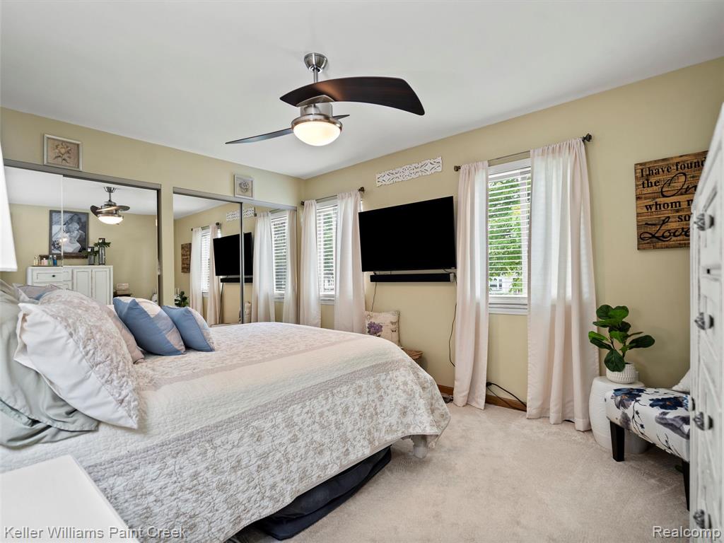 43092 Bond Court, Sterling Heights, MI 48313 — Photo 22