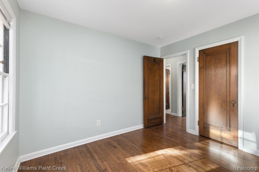 825 N ALTADENA Avenue, Royal Oak, MI 48067 — Photo 15
