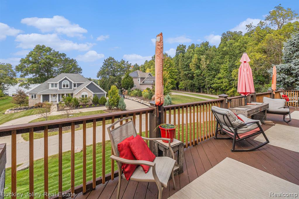 928 WESTWIND SHORE Drive, Howell, MI 48843 — Photo 24