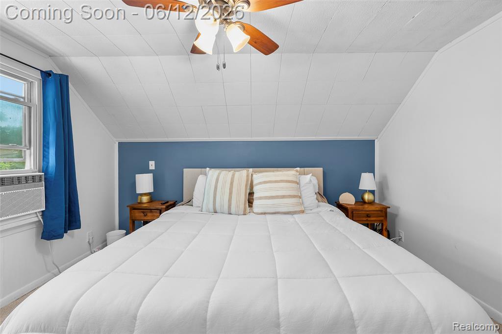 10467 W 11 Mile Road, Huntington Woods, MI — Photo 25