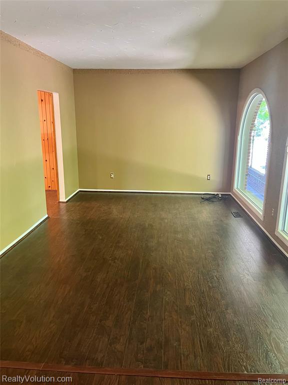 14750 Reid Road, Bruce, MI 48065 — Photo 35