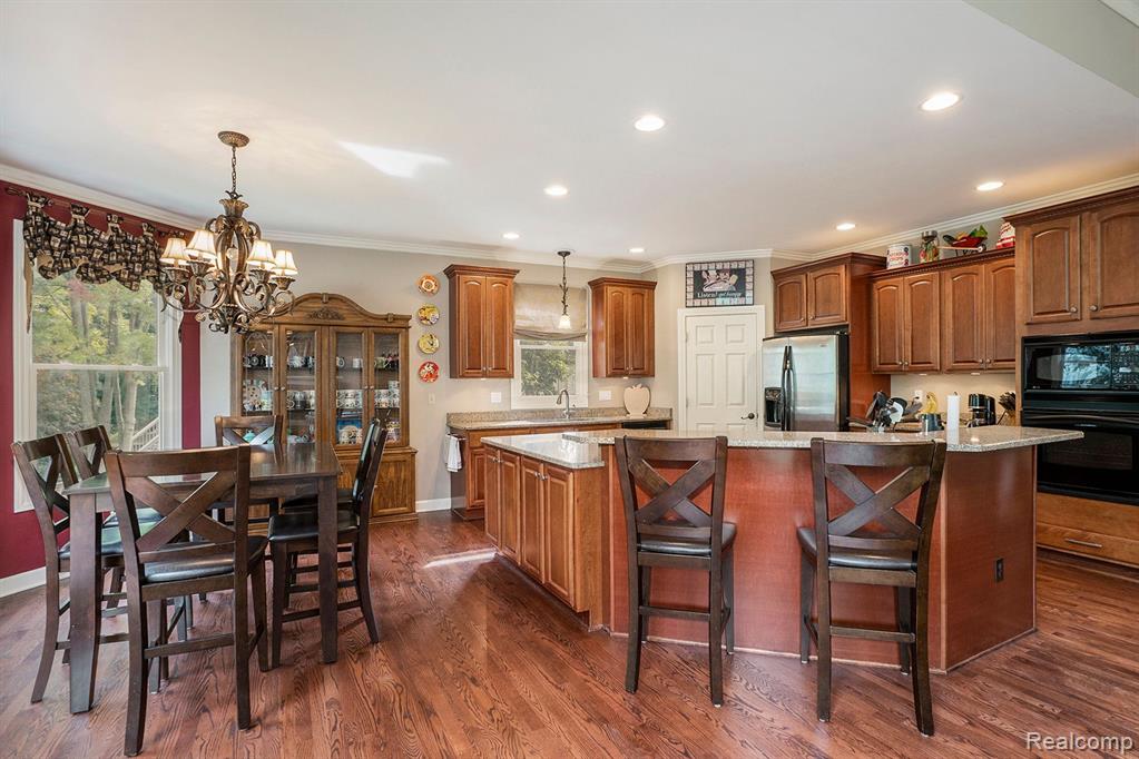 979 SUCHAVA Drive, White Lake, MI — Photo 9
