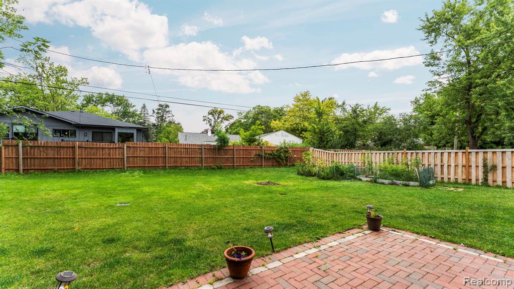 2460 Yost Boulevard, Ann Arbor, MI 48104 — Photo 28