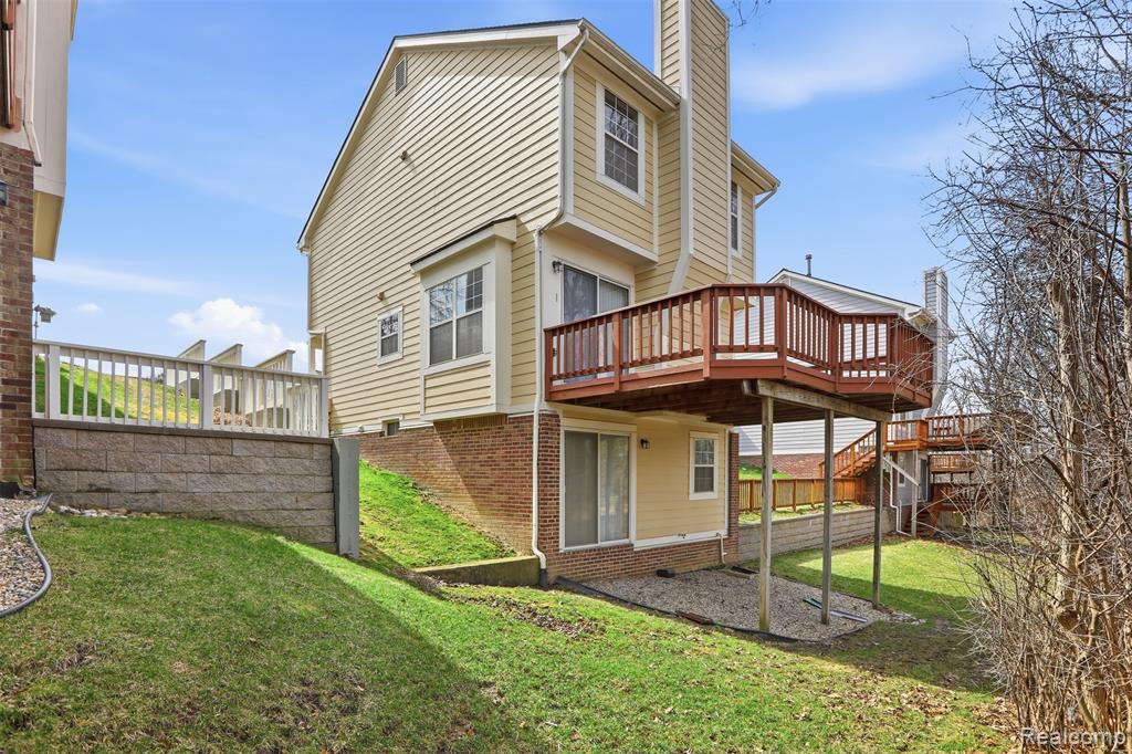 31192 Columbia Drive, Novi, MI, 48377