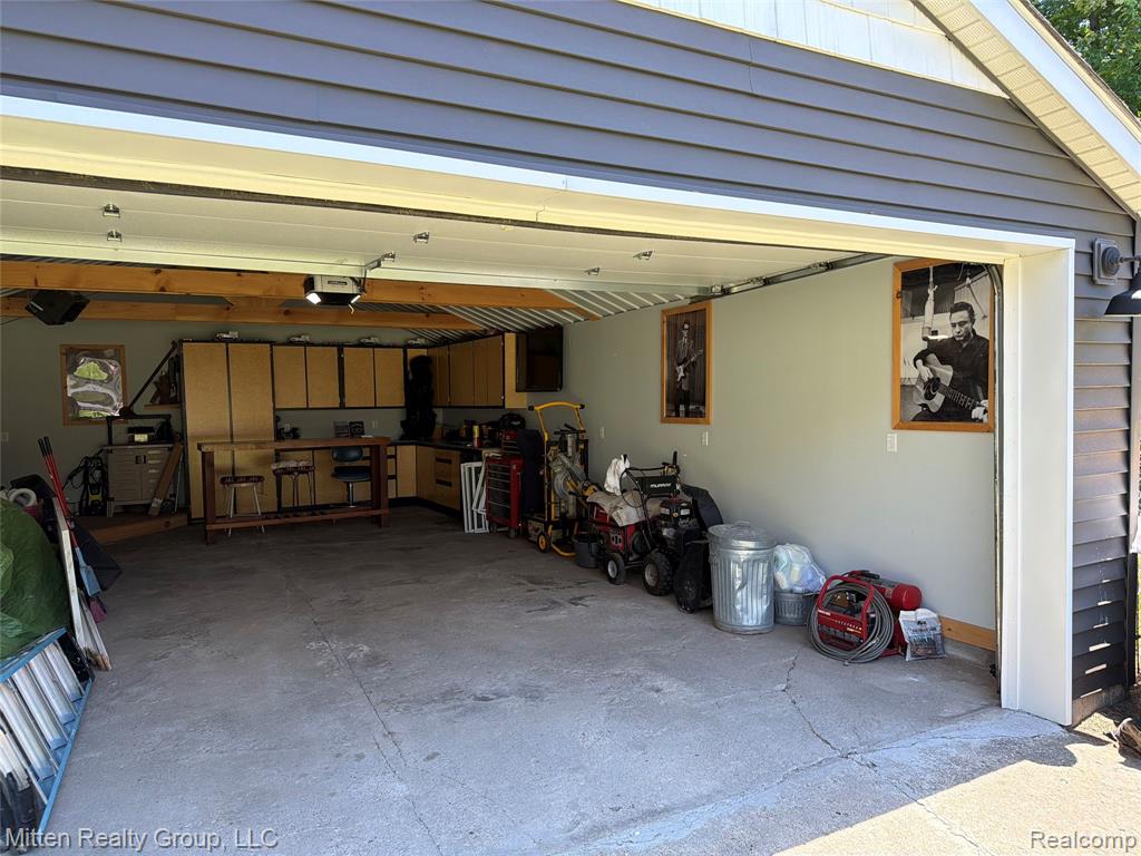 68436 Oak Street, Richmond, MI 48062 — Photo 43