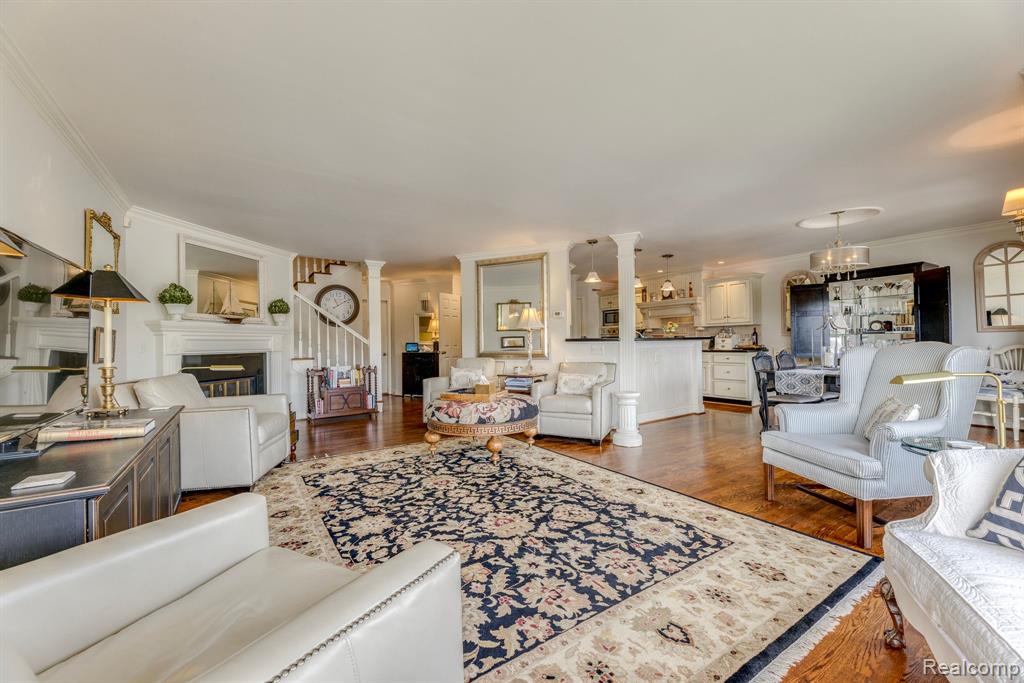 833 N Pointe, Port Huron, MI 48060 — Photo 15