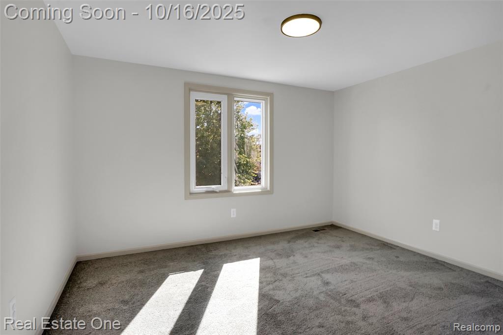 5275 Cheltenham Drive, Troy, MI 48098 — Photo 33