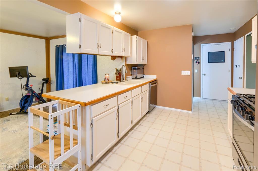 5506 Canonsburg Road, Grand Blanc, MI 48439 — Photo 20