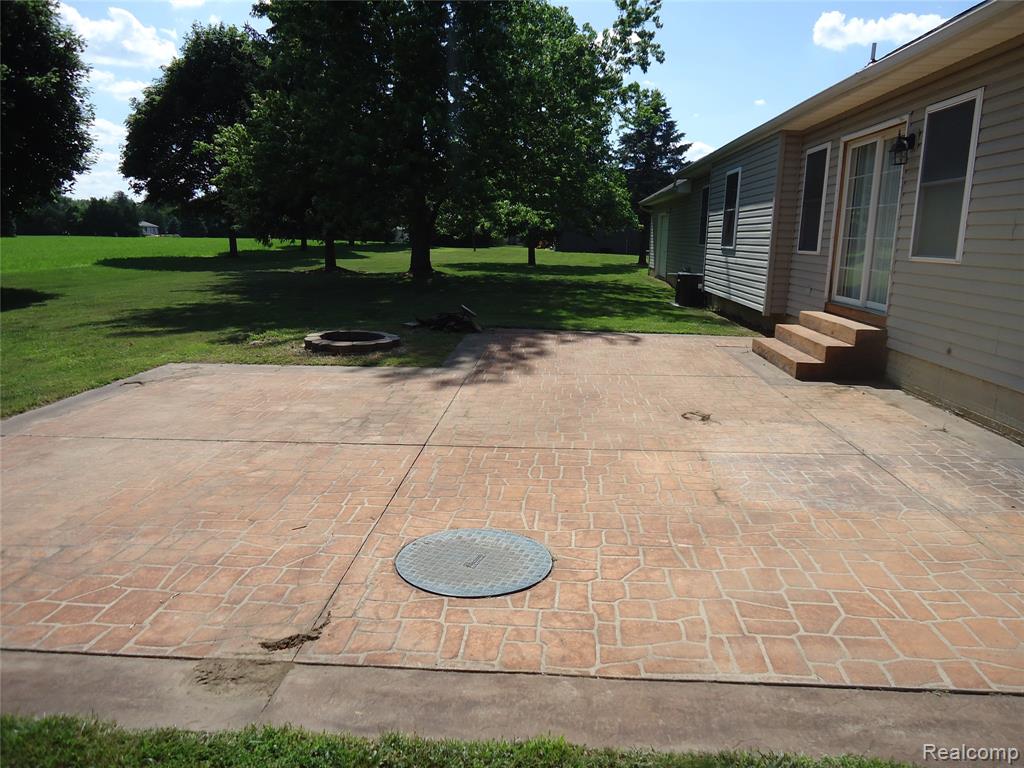 2933 Ashley Drive, Adrian, MI 49221 — Photo 4