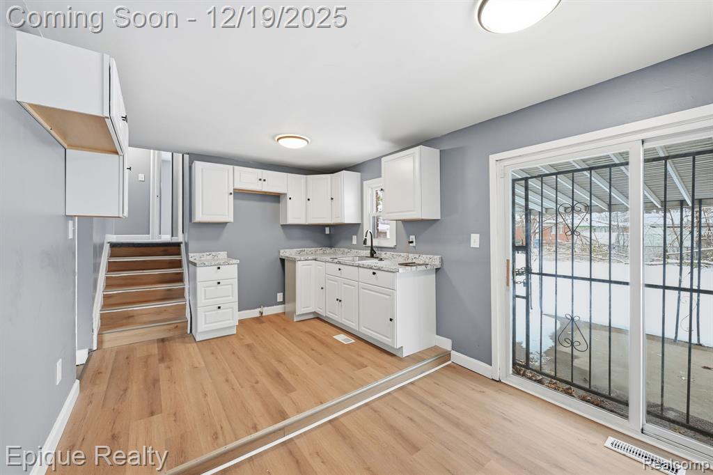 4147 Burton Street, Inkster, MI 48141 — Photo 15